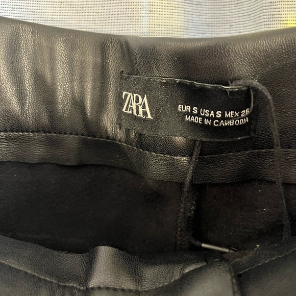 Zara - Faux leather flare pants, size S - Picture 2 of 2
